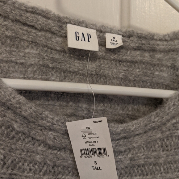 NWT - Gap Horizontal Ribbed Boatneck Sweater in Wool-Blend - Picture 4 of 5